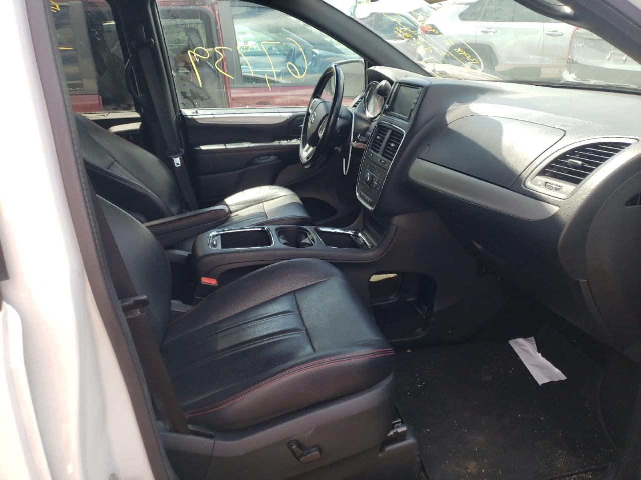 Photo 5 from auction – 2019 DODGE GRAND CARA with VIN 2C4RDGEG0KR670618