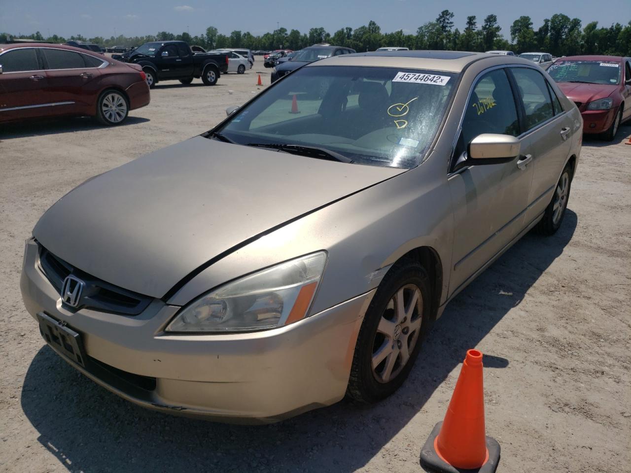 Photo 2 from auction – 2005 HONDA ACCORD with VIN 1HGCM66535A071963