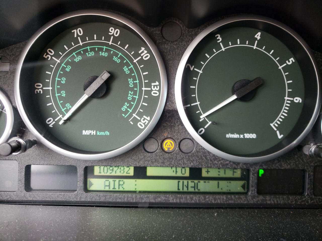 Photo 8 from auction – 2004 LAND ROVER RANGE ROVE with VIN SALMH11404A155271