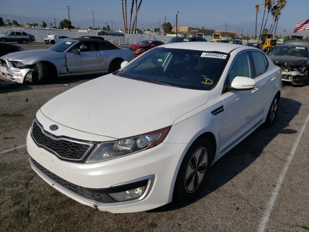Photo 2 from auction – 2011 KIA OPTIMA HYB with VIN KNAGM4AD4B5004924