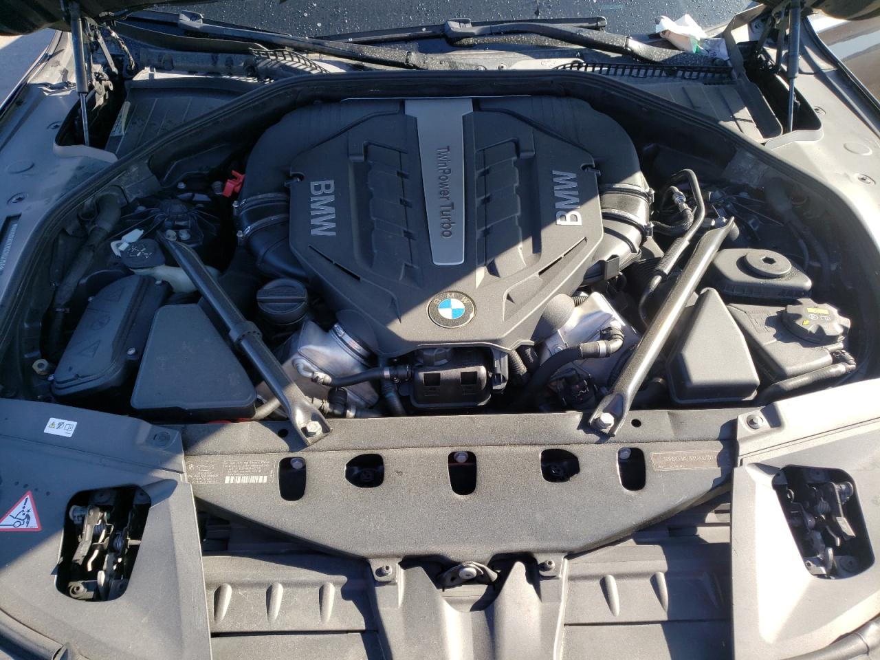 Photo 7 from auction – 2012 BMW 750 LI with VIN WBAKB8C57CC962708