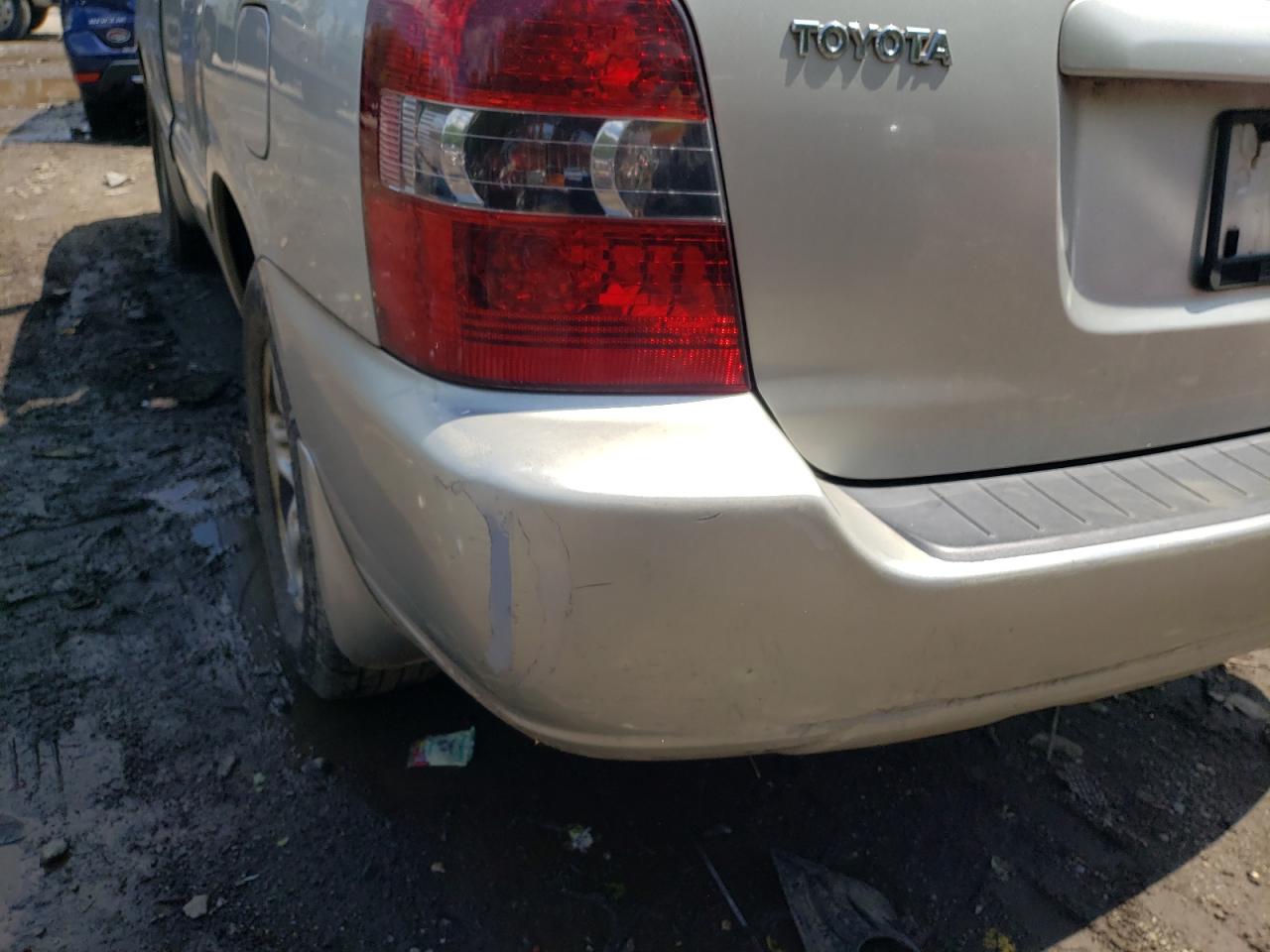 Photo 9 from auction – 2005 TOYOTA HIGHLANDER with VIN JTEGD21A450109506