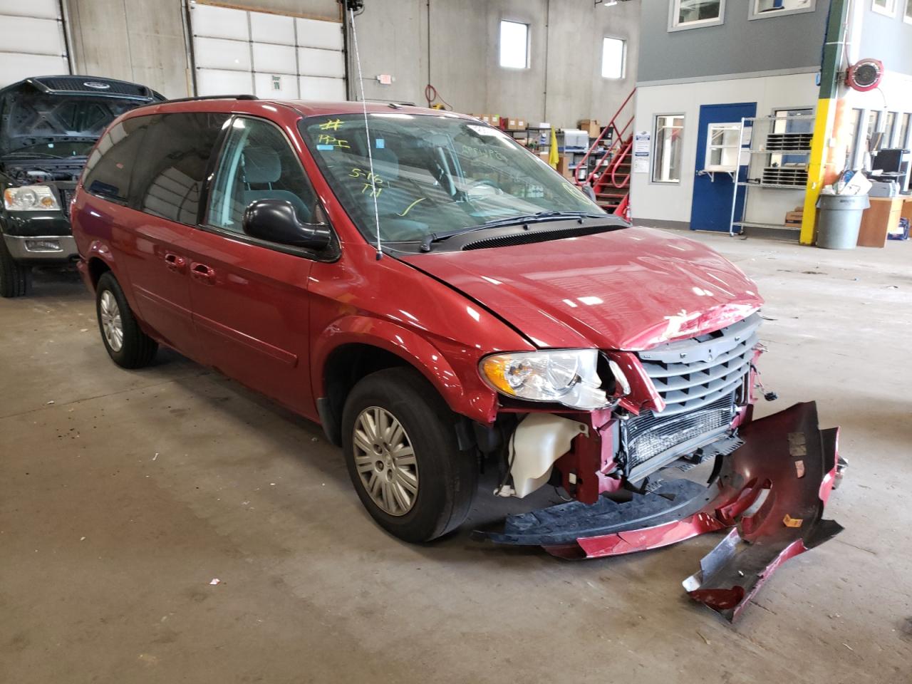 CHRYSLER TOWN & COU 2007 with VIN 2A4GP44R67R272394 - Photo from auction