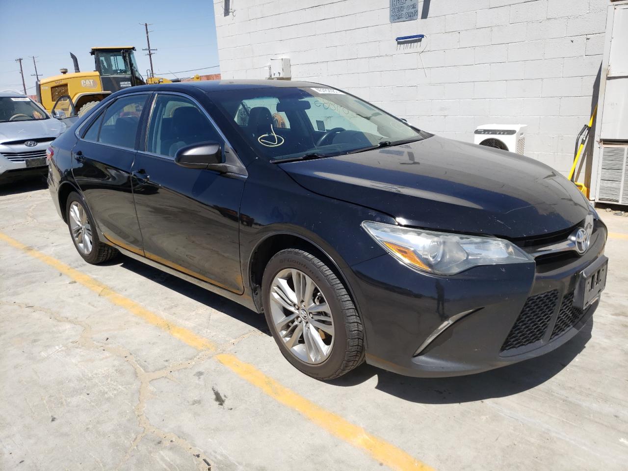 Photo 1 from auction – 2015 TOYOTA CAMRY LE with VIN 4T1BF1FK0FU901582