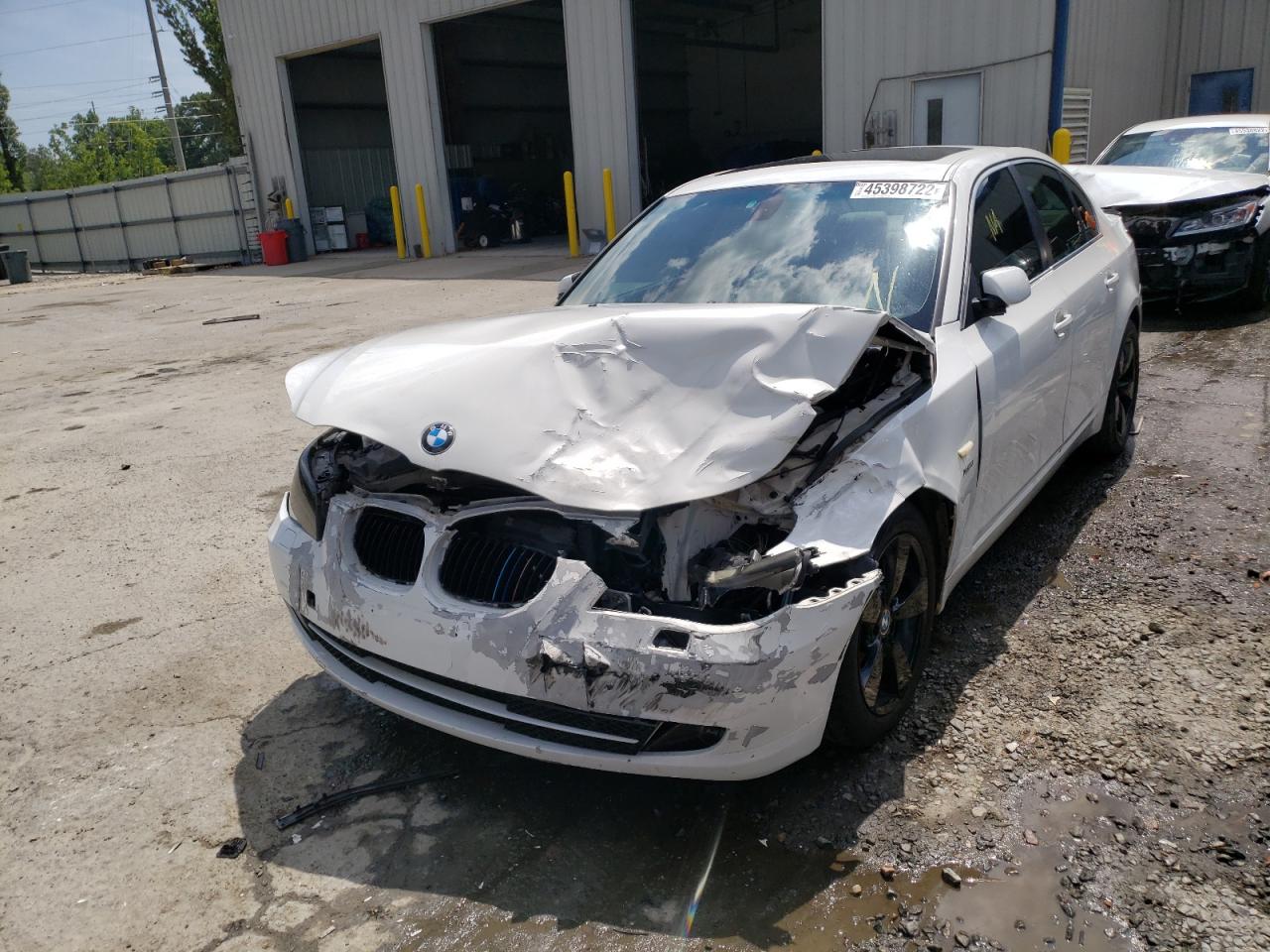 Photo 15 from auction – 2009 BMW 535 XI with VIN WBANV93509C135930