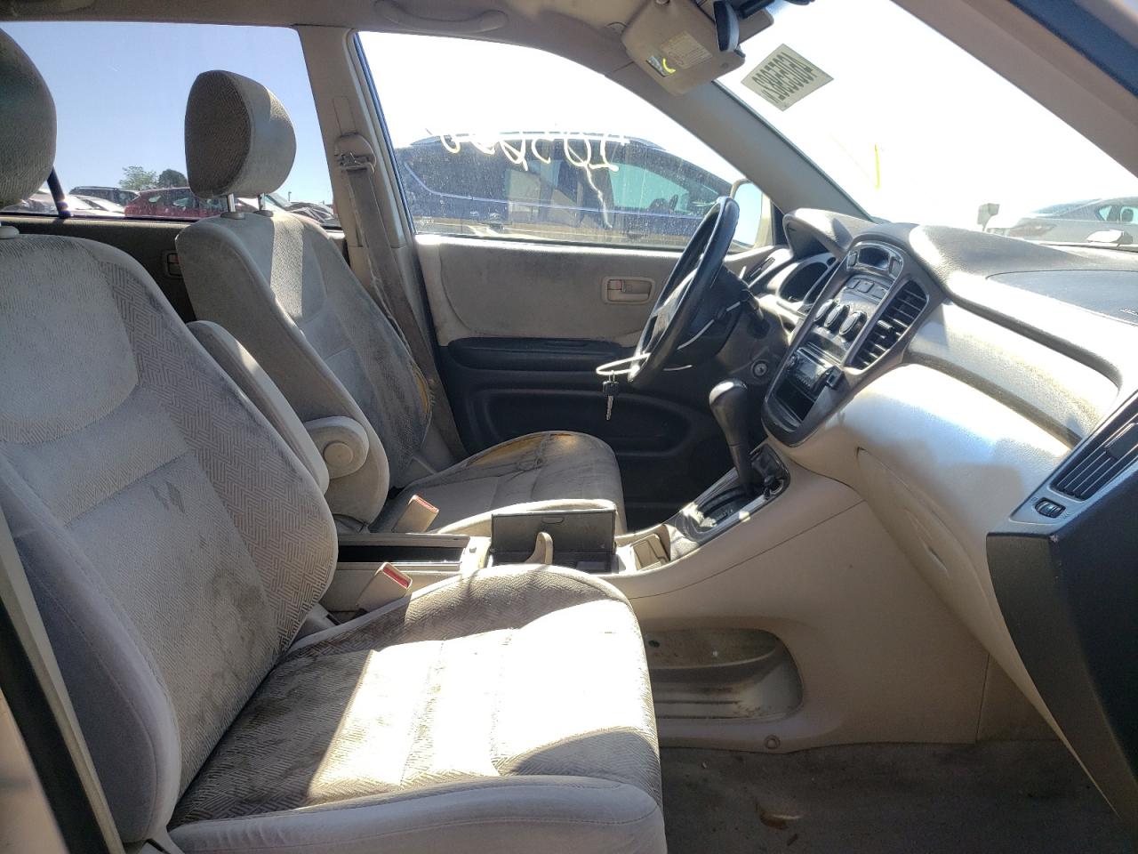 Photo 5 from auction – 2003 TOYOTA HIGHLANDER with VIN JTEHD21A430019998