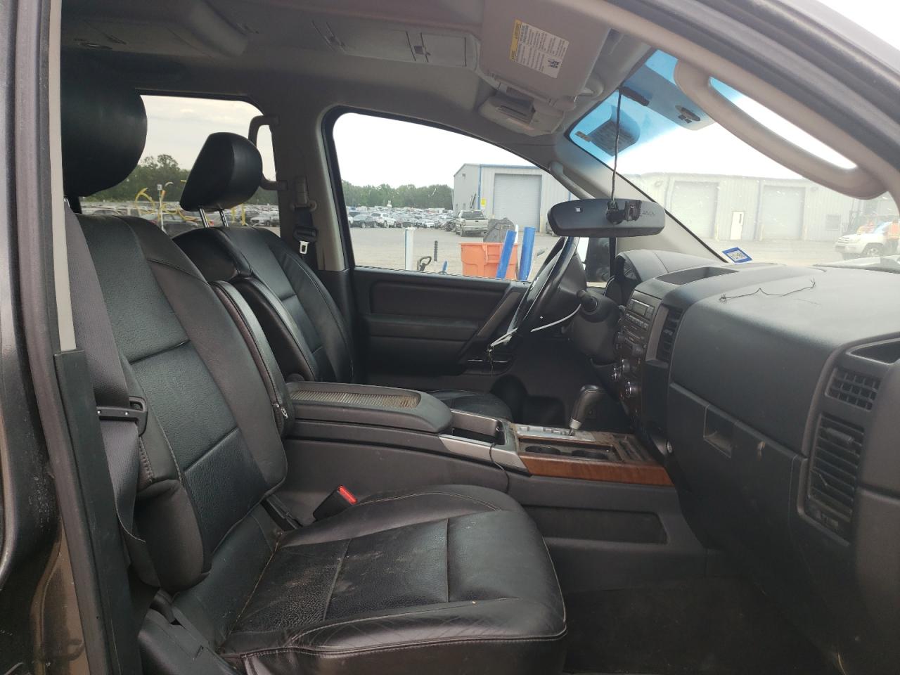 Photo 5 from auction – 2010 NISSAN TITAN XE with VIN 1N6AA0ED4AN324079