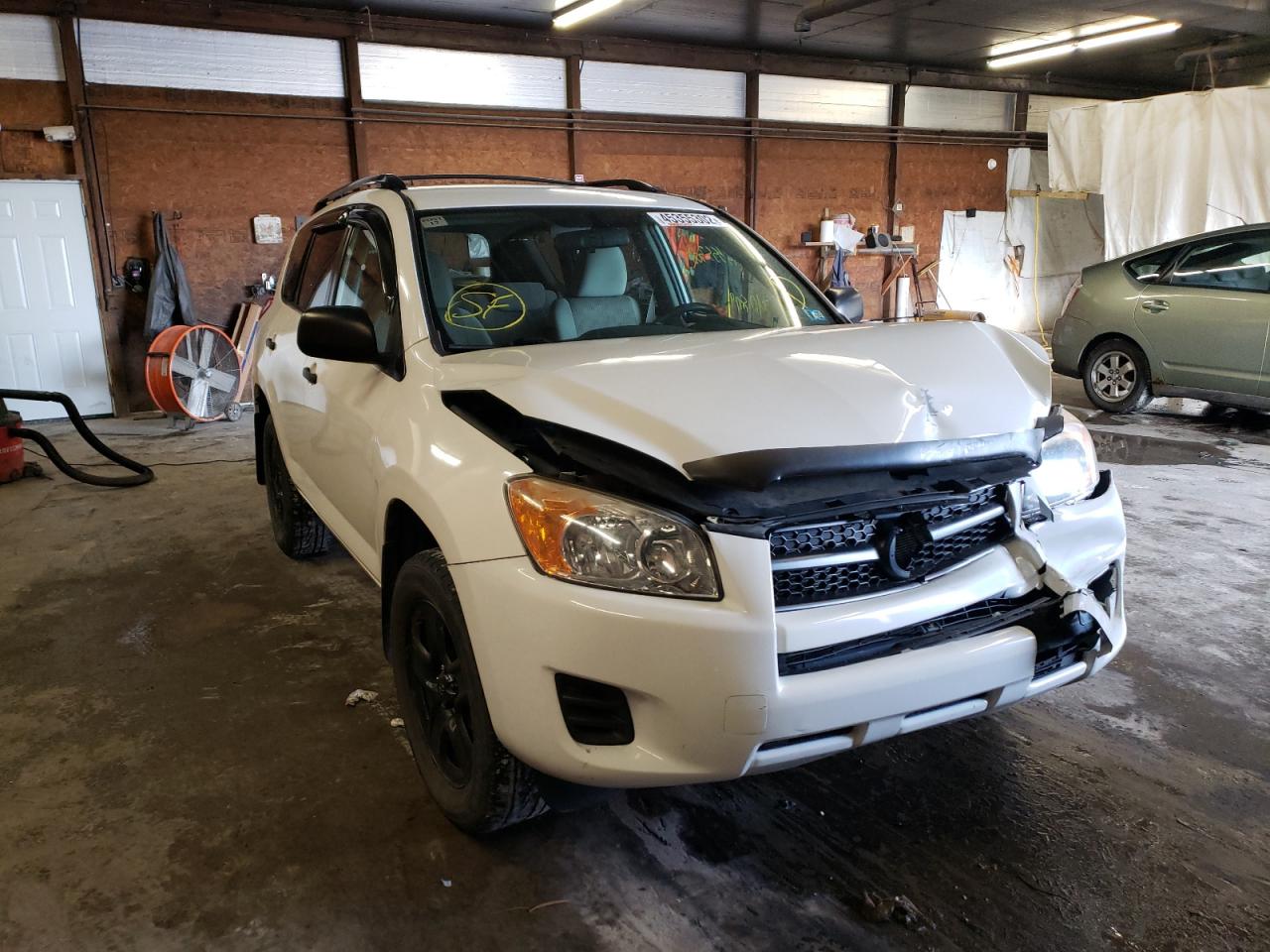 TOYOTA RAV4 2010 with VIN 2T3BF4DV7AW061945 - Photo from auction