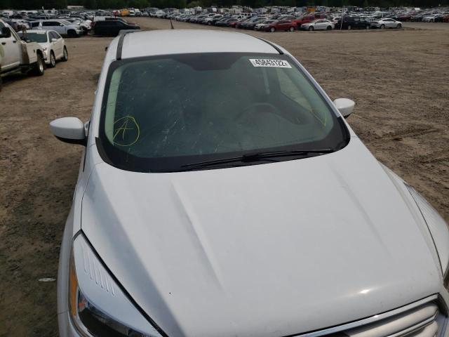 Photo 9 from auction – 2019 FORD ESCAPE SE with VIN 1FMCU0G97KUB07558