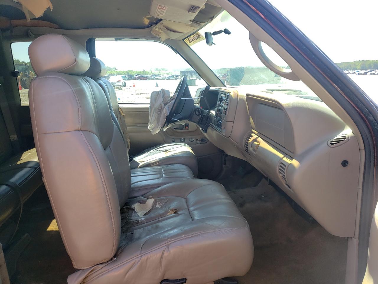 Photo 5 from auction – 1998 CHEVROLET GMT-400 C1 with VIN 1GBEC19RXWE145406