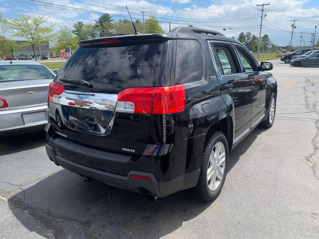 Photo 4 from auction – 2011 GMC TERRAIN SL with VIN 2CTFLTE52B6233688