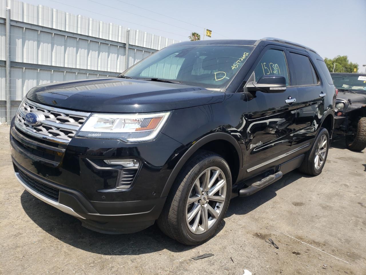 Photo 2 from auction – 2017 FORD EXPLORER L with VIN 1FM5K7F81HGE13873