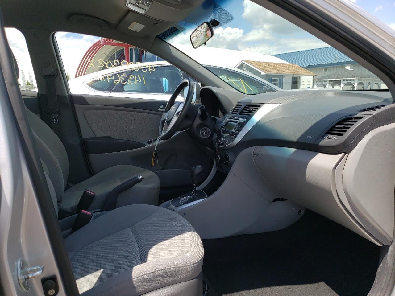 Photo 5 from auction – 2012 HYUNDAI ACCENT GLS with VIN KMHCT4AE8CU153479