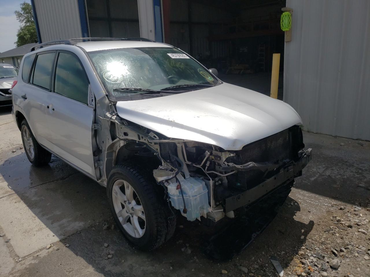 TOYOTA RAV4 2009 with VIN JTMBF33V19D014575 - Photo from auction