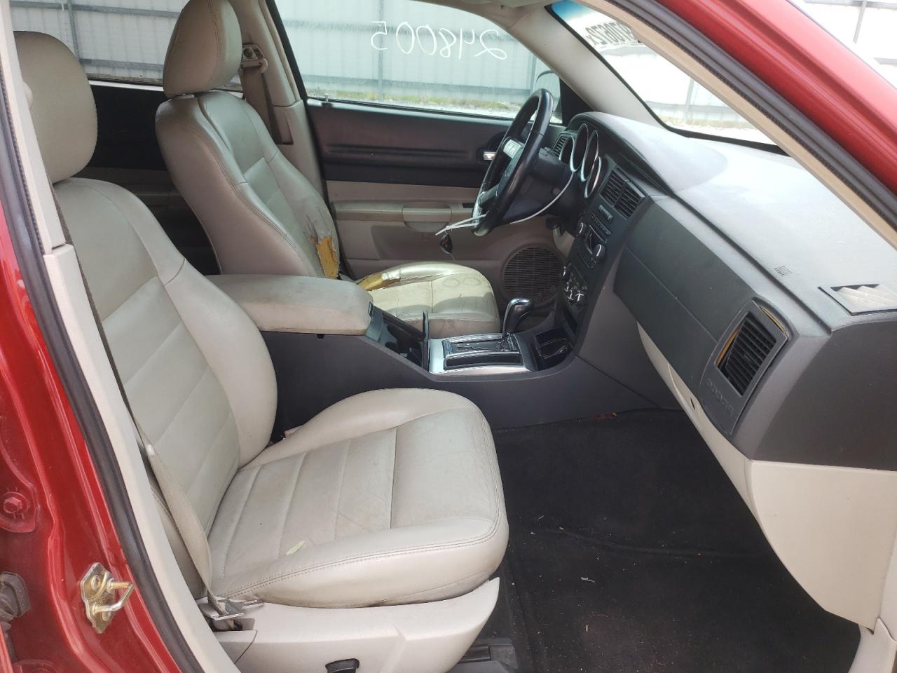 Photo 5 from auction – 2005 DODGE MAGNUM R/T with VIN 2D4GV582X5H641083