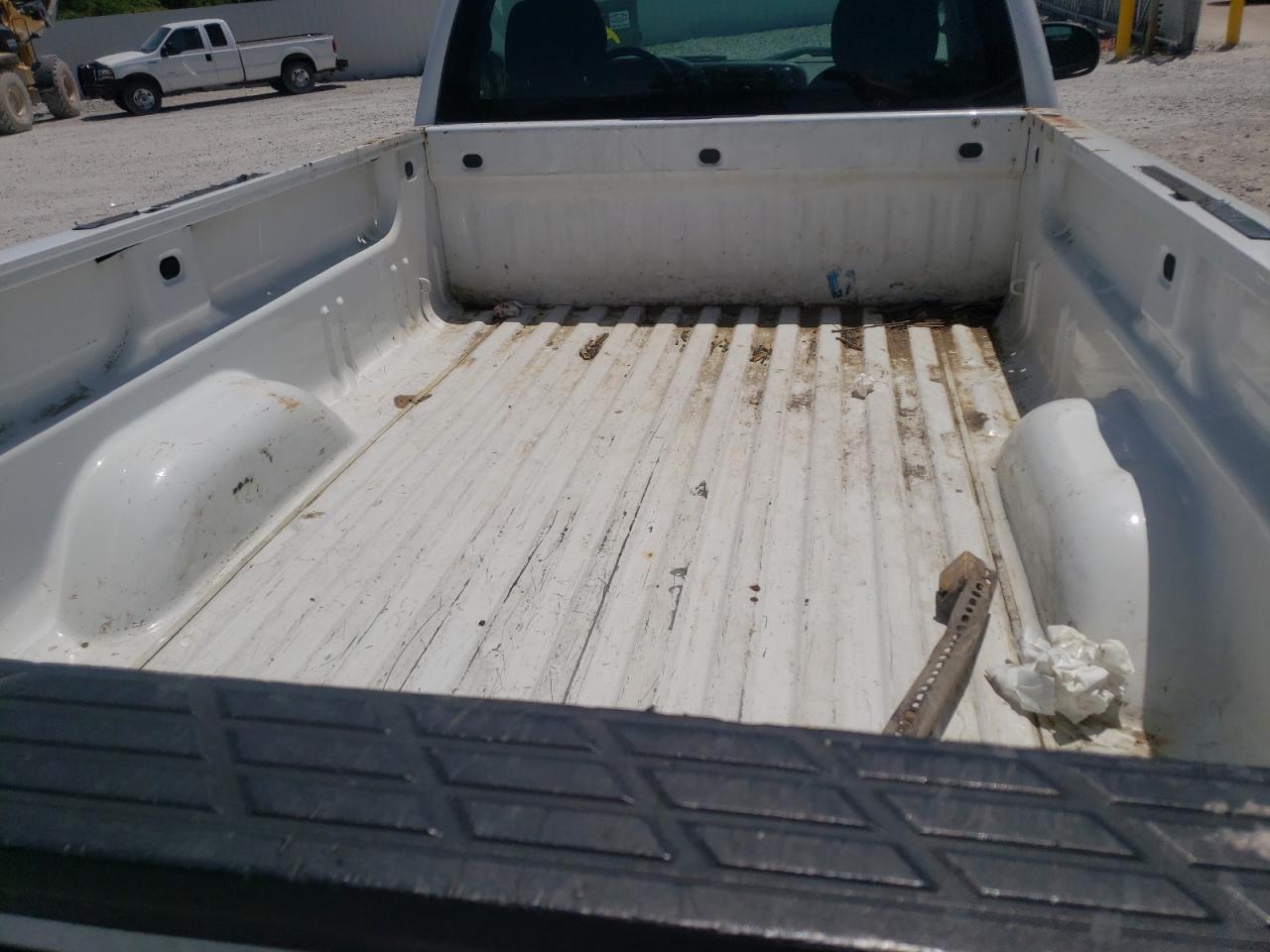 Photo 6 from auction – 2011 CHEVROLET SILVERADO with VIN 1GCNCPEA3BZ463451