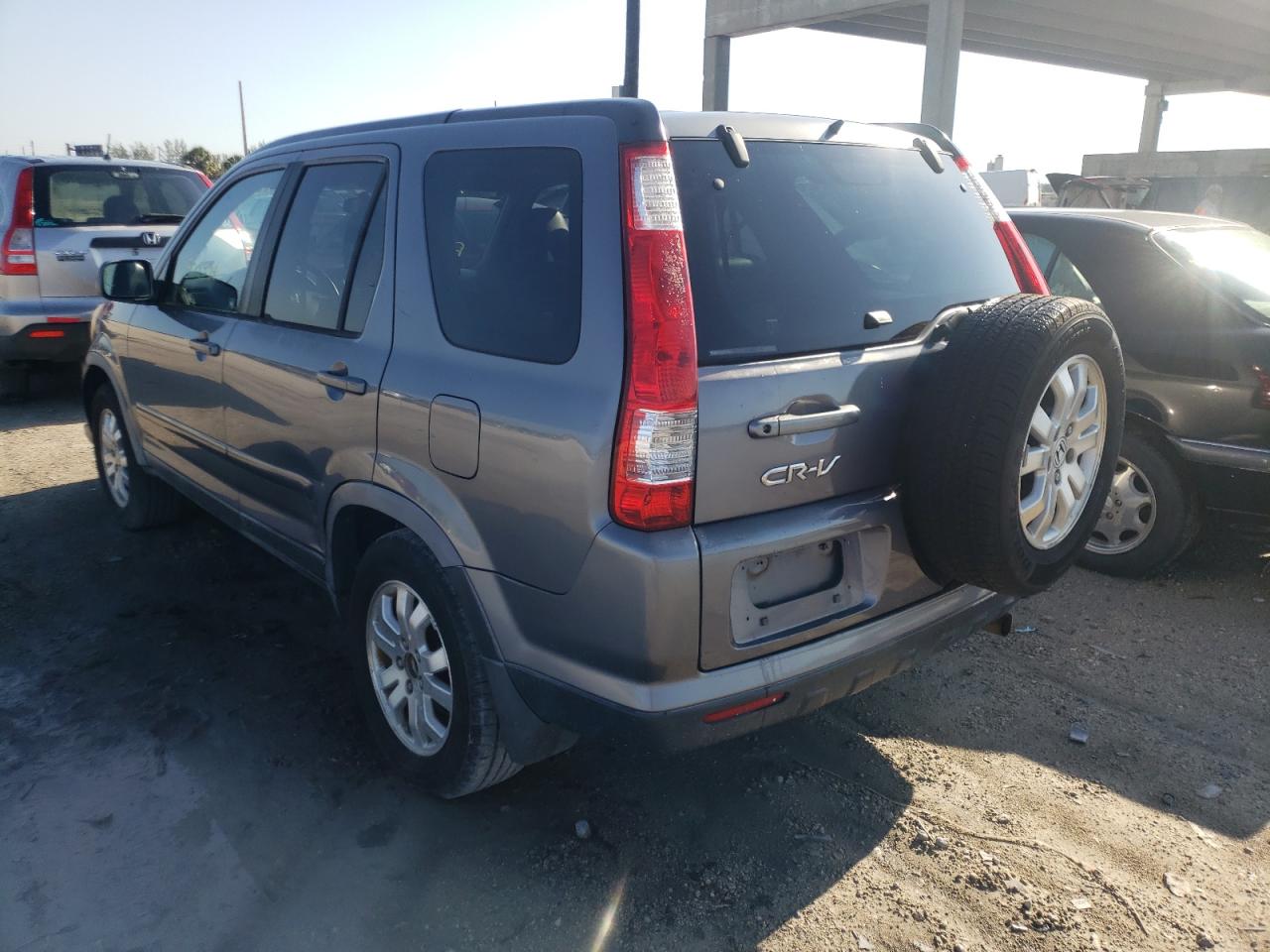 Photo 3 from auction – 2005 HONDA CR-V SE with VIN JHLRD78975C805915