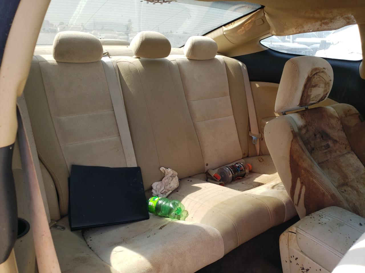 Photo 6 from auction – 2010 HONDA ACCORD LX with VIN 1HGCS1B31AA014183