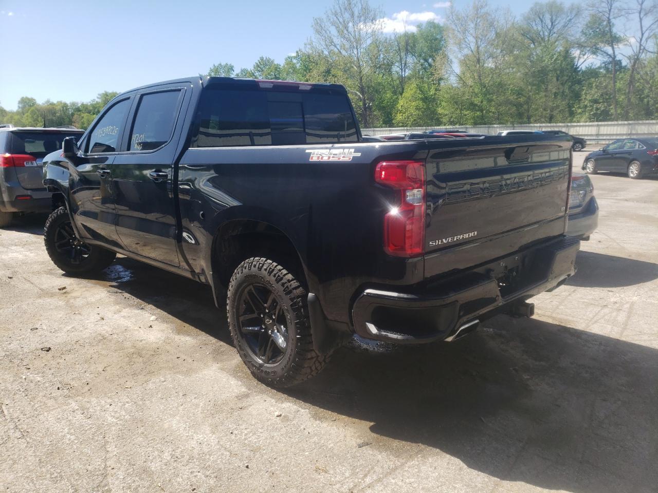 Photo 3 from auction – 2021 CHEVROLET SILVERADO with VIN 3GCPYFED5MG313472