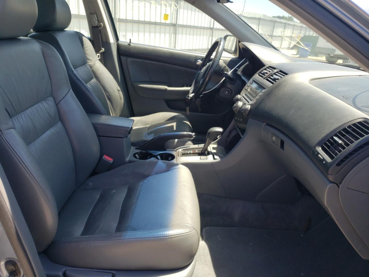 Photo 5 from auction – 2007 HONDA ACCORD with VIN 1HGCM56827A015889