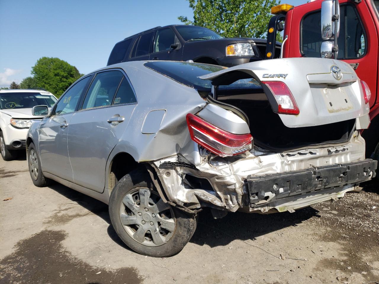Photo 15 from auction – 2010 TOYOTA CAMRY BASE with VIN 4T1BF3EK5AU069260