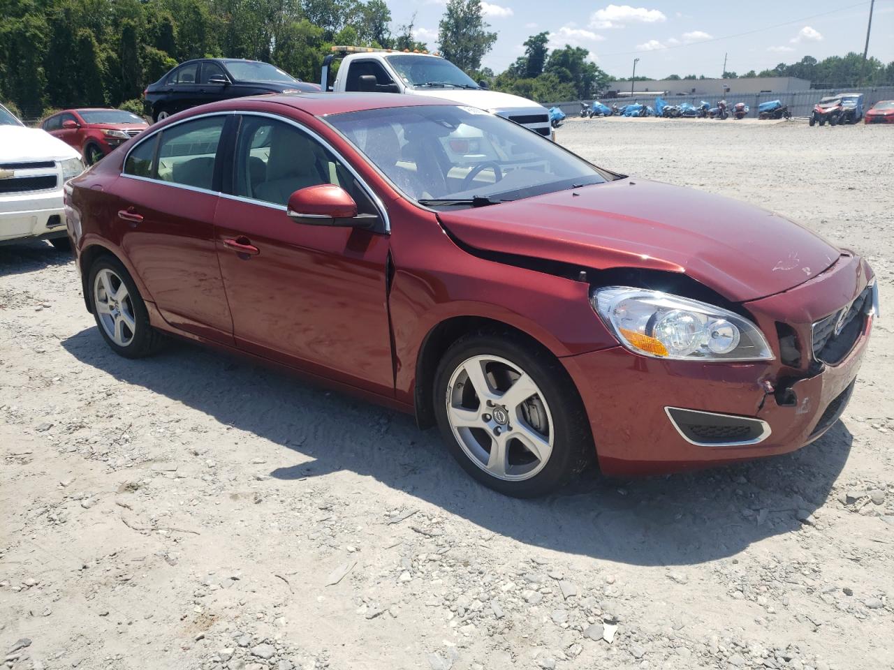 VOLVO S60 T5 2012 with VIN YV1622FSXC2099275 - Photo from auction