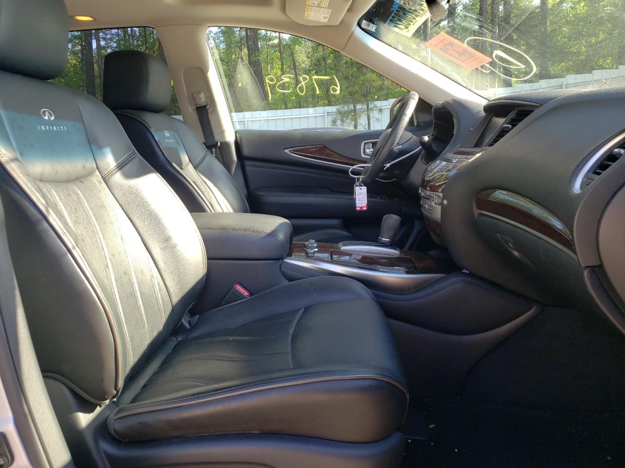 Photo 5 from auction – 2013 INFINITI JX35 with VIN 5N1AL0MN7DC336732