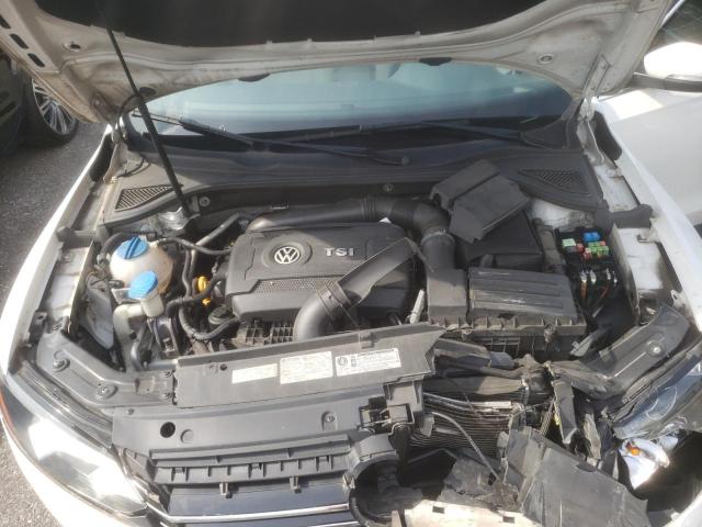 Photo 7 from auction – 2015 VOLKSWAGEN PASSAT S with VIN 1VWAS7A34FC107279