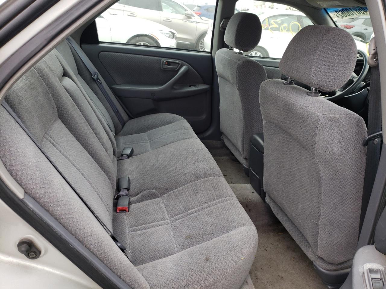 Photo 6 from auction – 2001 TOYOTA CAMRY LE with VIN 4T1BF22K31U127056