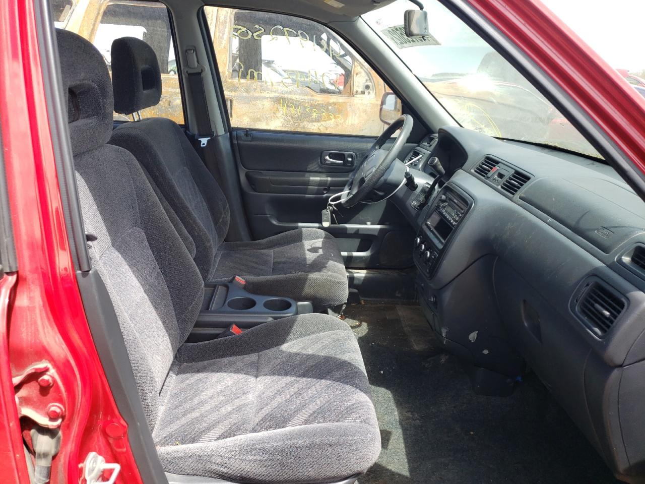 Photo 5 from auction – 2001 HONDA CR-V EX with VIN JHLRD18651C015395