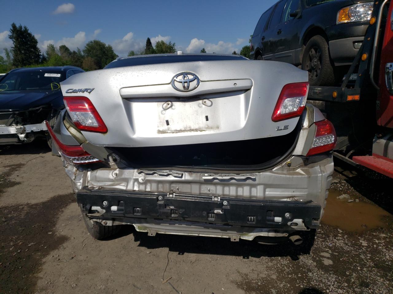 Photo 19 from auction – 2010 TOYOTA CAMRY BASE with VIN 4T1BF3EK5AU069260