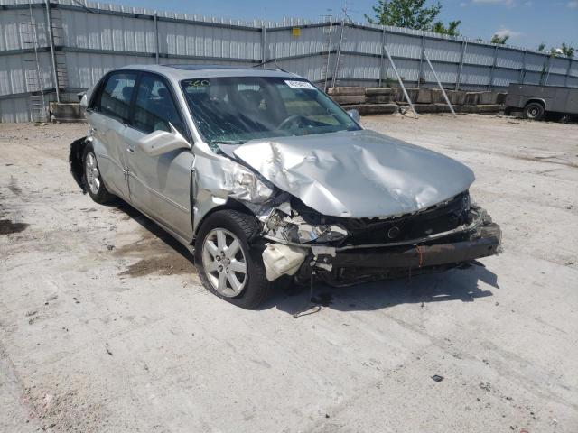 TOYOTA AVALON 2000 with VIN 4T1BF28B7YU053626 - Photo from auction