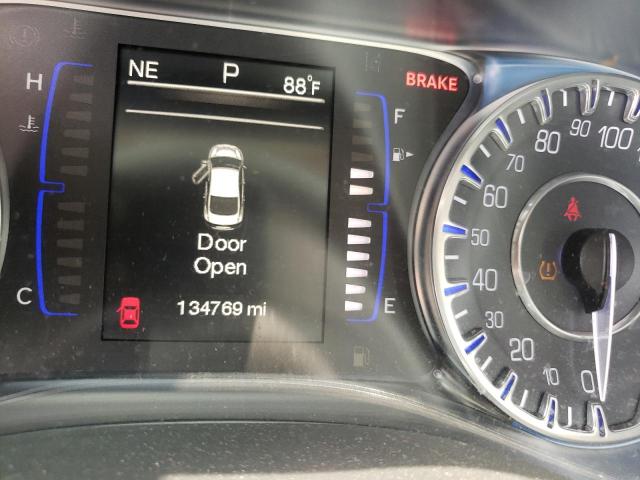 Photo 8 from auction – 2015 CHRYSLER 200 LIMITE with VIN 1C3CCCAB4FN563297
