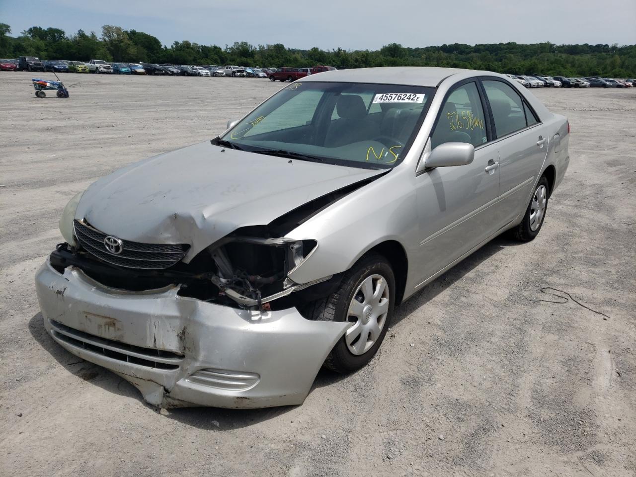 Photo 2 from auction – 2004 TOYOTA CAMRY LE with VIN 4T1BE32K34U923352