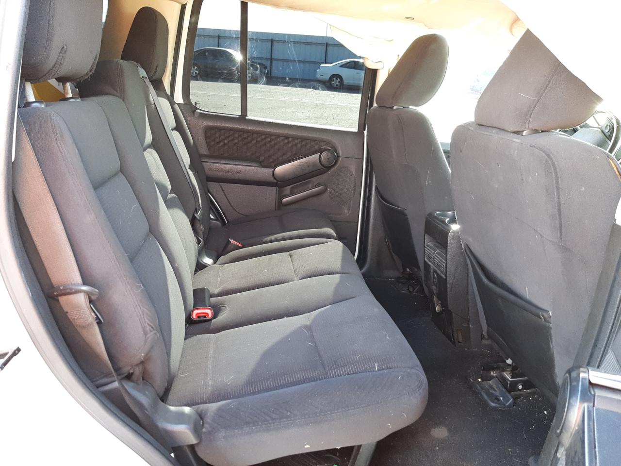 Photo 6 from auction – 2010 FORD EXPLORER X with VIN 1FMEU7DE7AUA17411