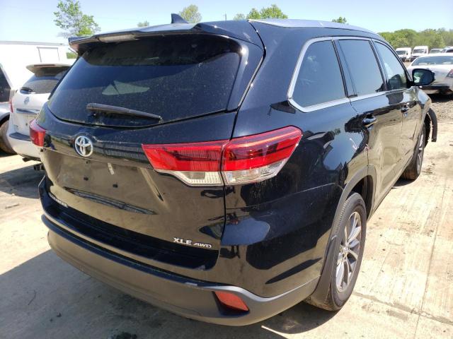Photo 4 from auction – 2019 TOYOTA HIGHLANDER with VIN 5TDJZRFH3KS736071