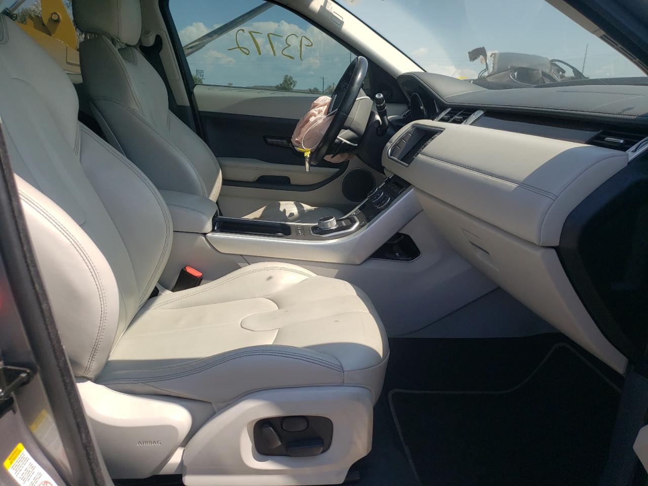 Photo 5 from auction – 2013 LAND ROVER RANGE ROVE with VIN SALVV2BGXDH840168
