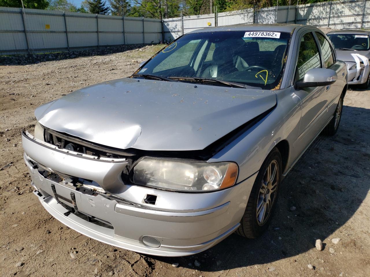 Photo 2 from auction – 2007 VOLVO S60 2.5T with VIN YV1RH592072637075