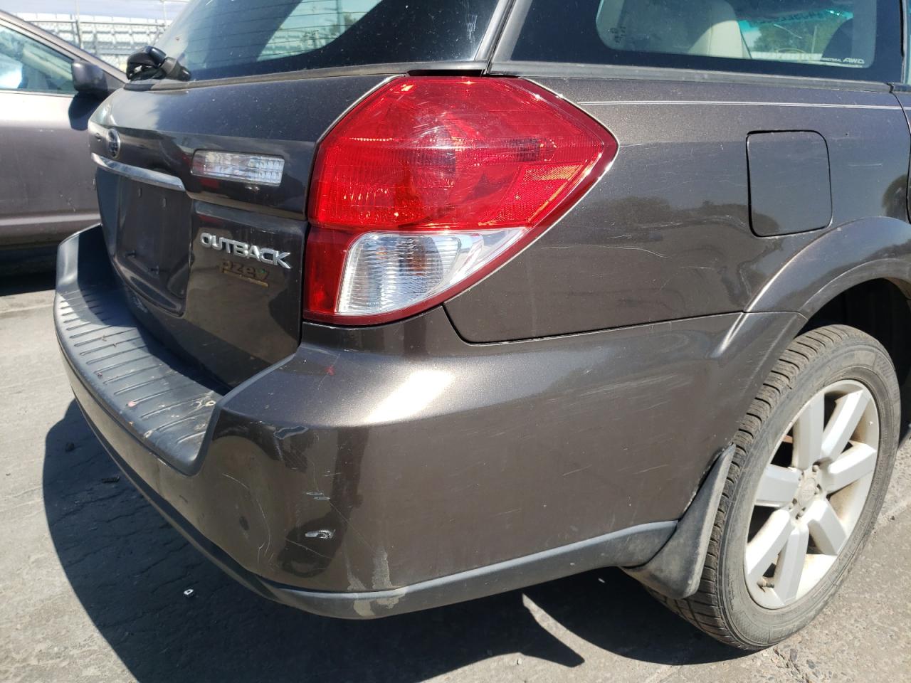 Photo 9 from auction – 2009 SUBARU OUTBACK 2. with VIN 4S4BP61C197313395