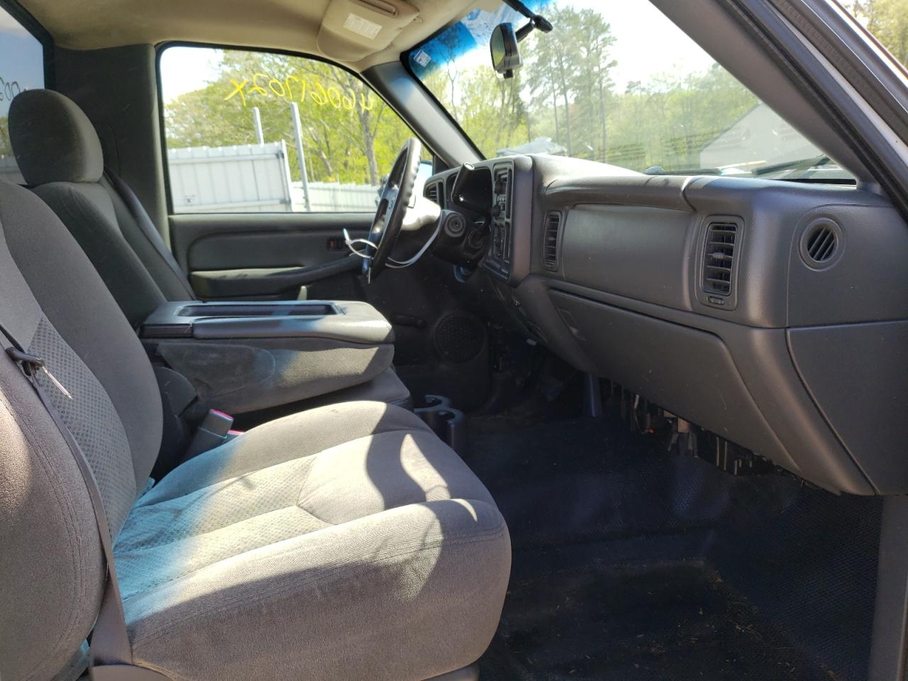 Photo 5 from auction – 2006 CHEVROLET SILVERADO with VIN 3GCEC14X96G202169