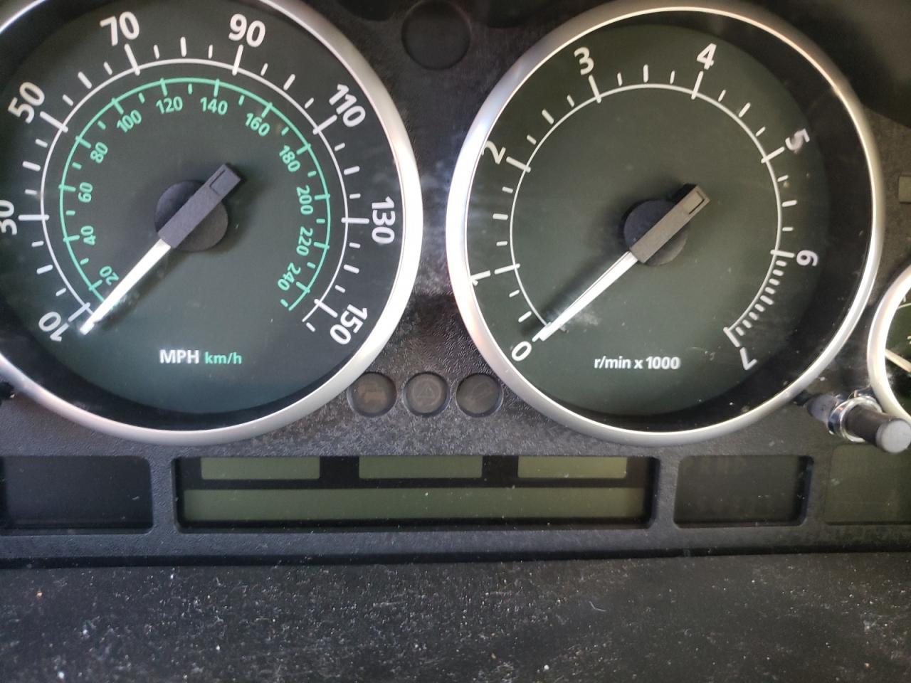 Photo 8 from auction – 2003 LAND ROVER RANGE ROVE with VIN SALMB11483A107372