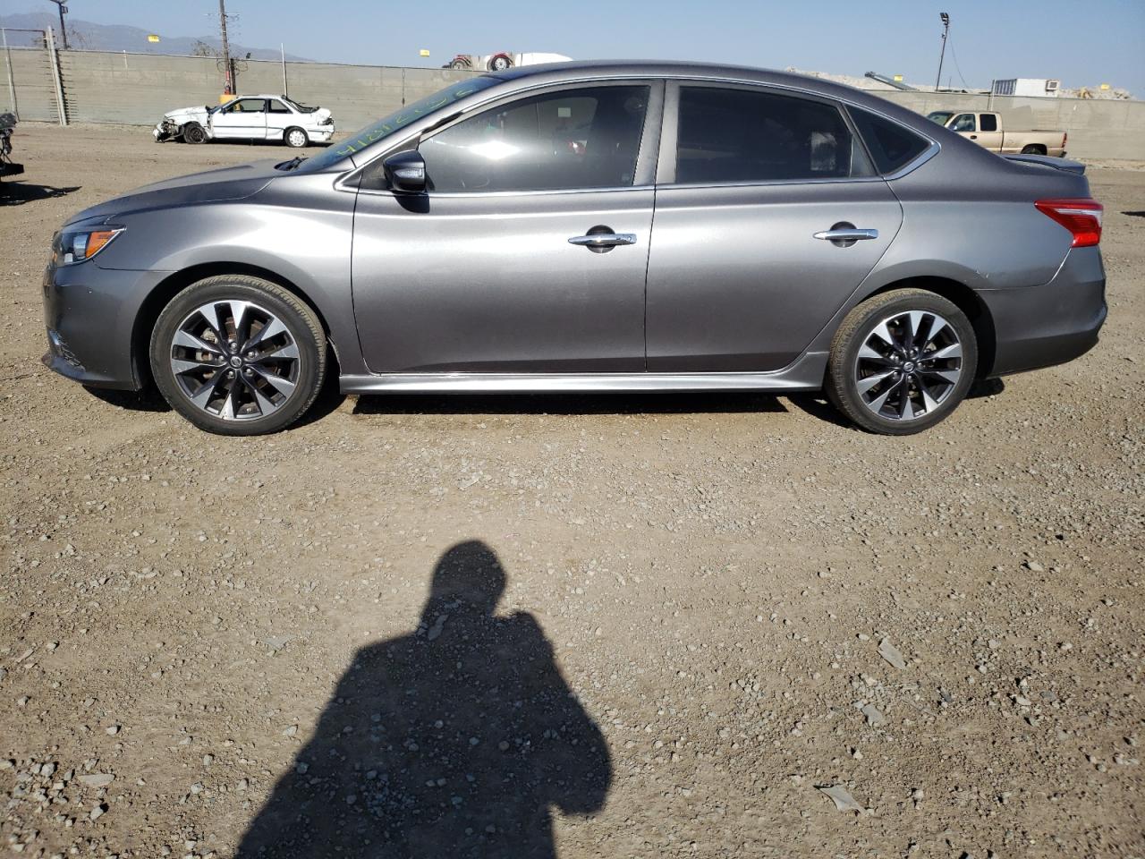 Photo 9 from auction – 2016 NISSAN SENTRA S with VIN 3N1AB7AP0GY236895