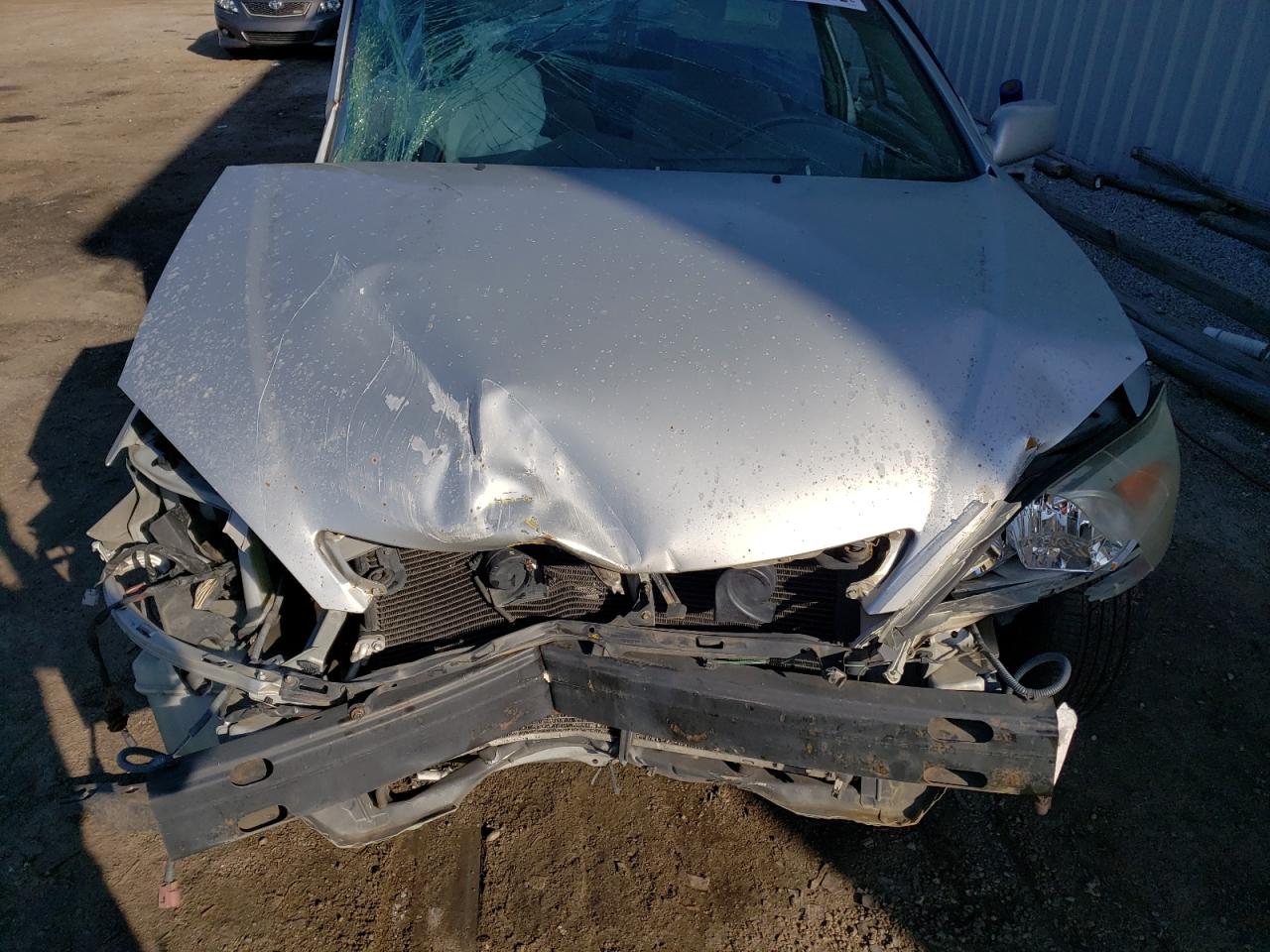 Photo 7 from auction – 2003 TOYOTA CAMRY LE with VIN 4T1BE32K83U688493