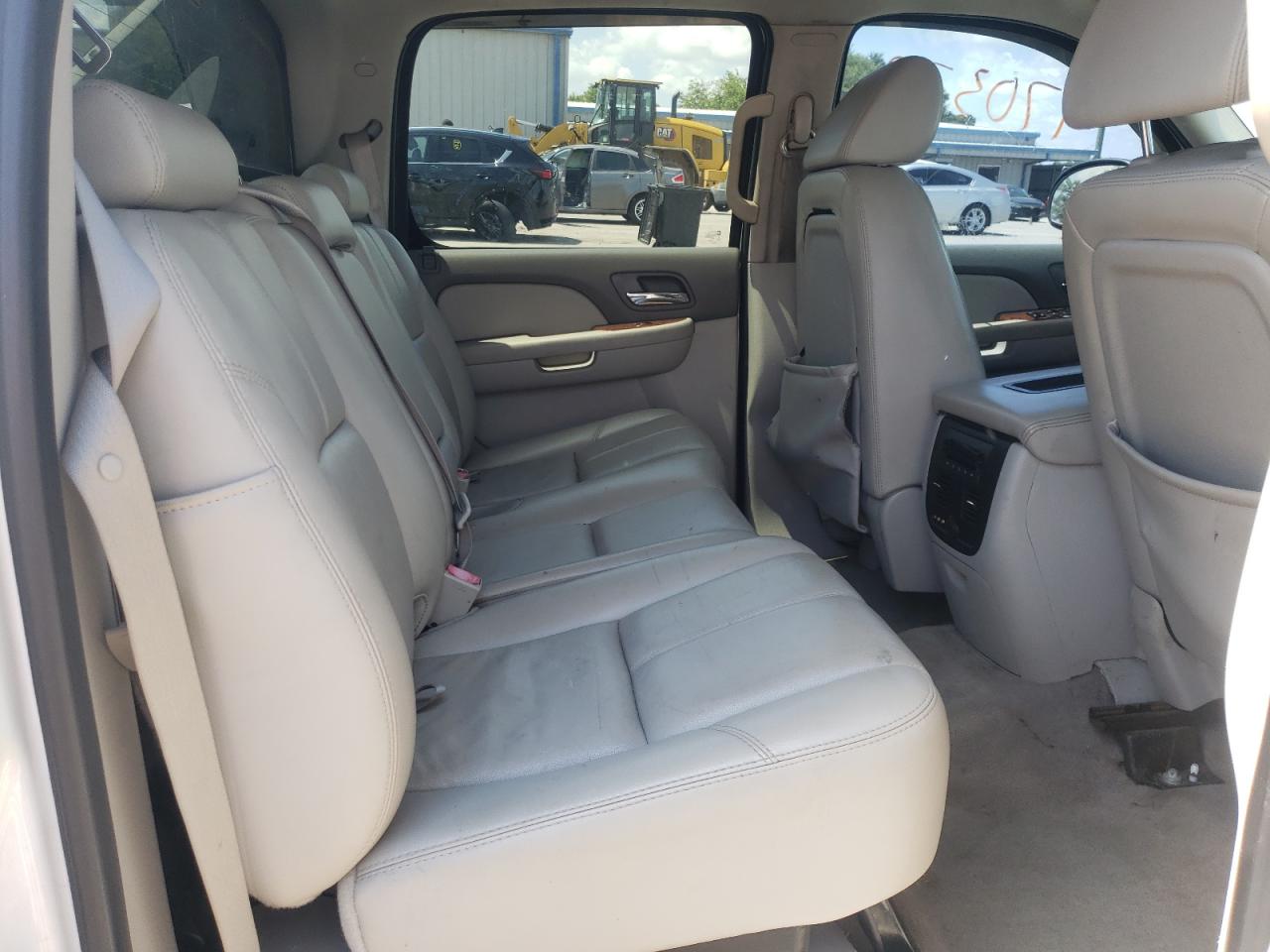 Photo 6 from auction – 2008 CHEVROLET AVALANCHE with VIN 3GNEC12028G254758