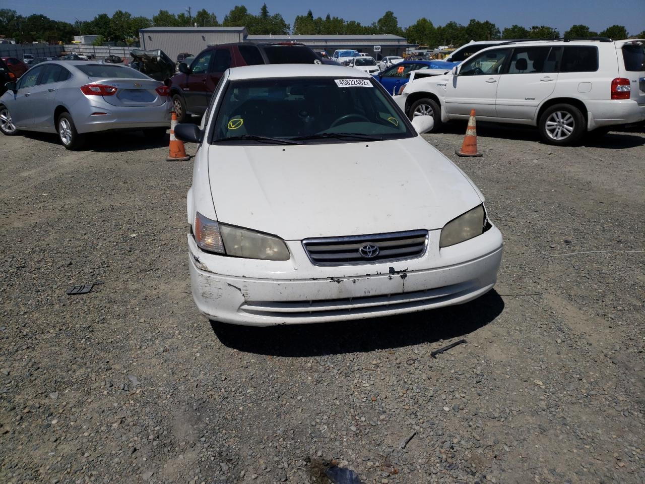 Photo 9 from auction – 2000 TOYOTA CAMRY LE with VIN 4T1BF22K6YU943592