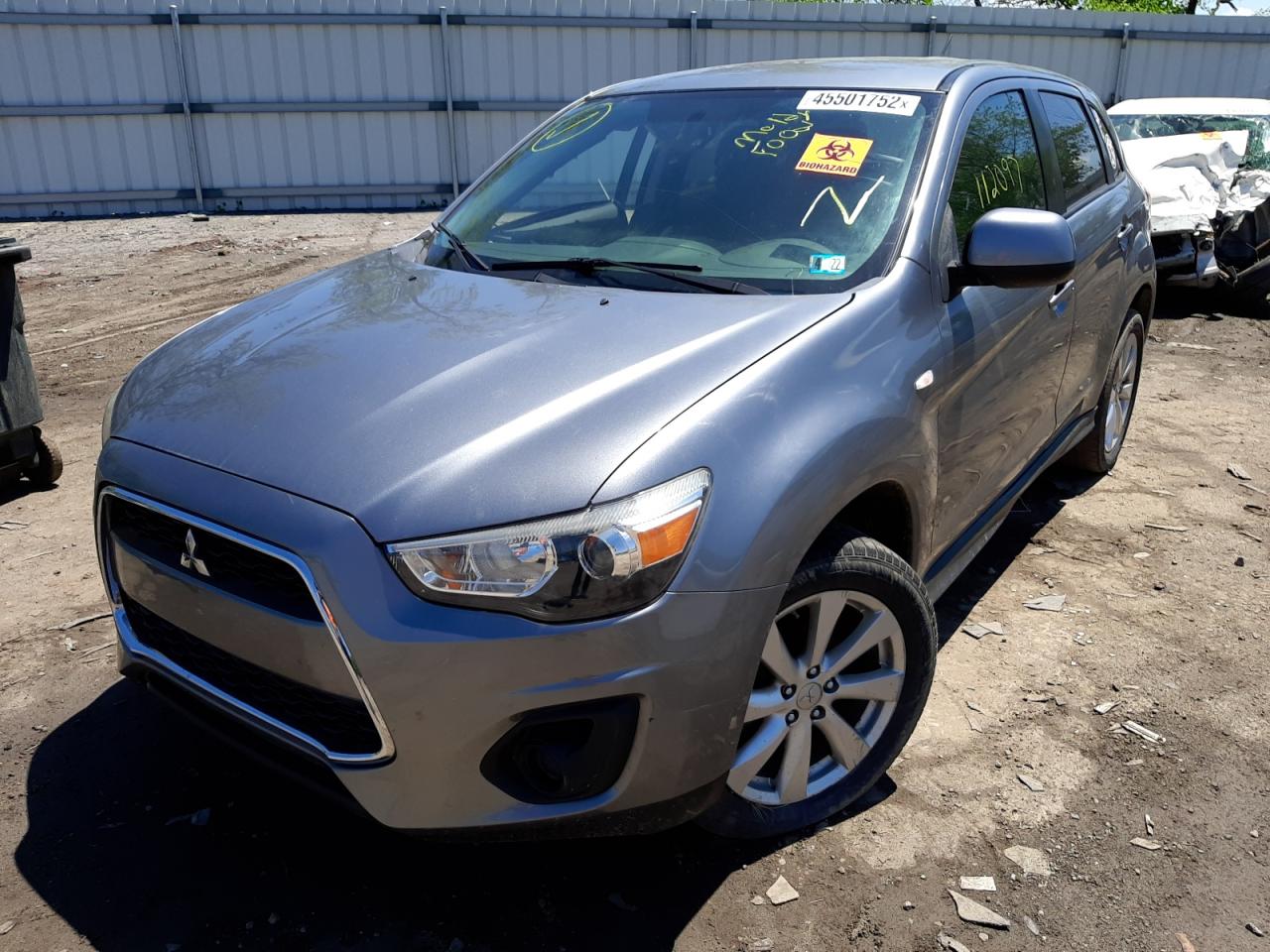 Photo 2 from auction – 2014 MITSUBISHI OUTLANDER with VIN 4A4AR3AU0EE002265
