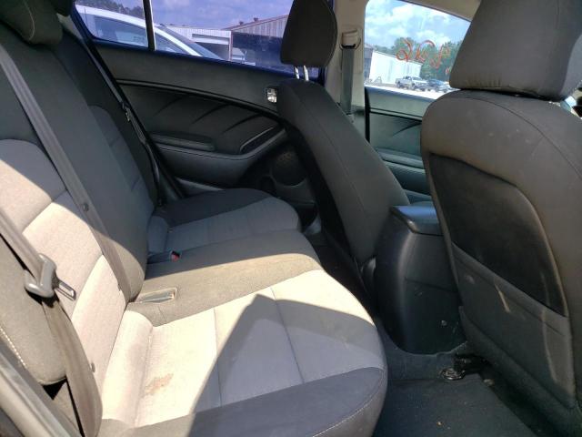 Photo 6 from auction – 2018 KIA FORTE LX with VIN 3KPFL4A71JE200060
