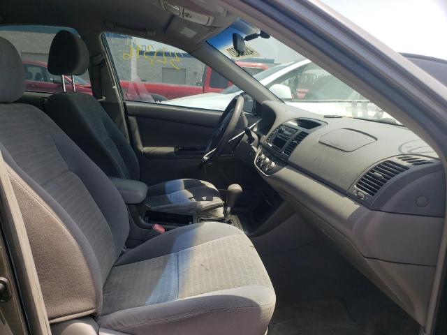 Photo 5 from auction – 2005 TOYOTA CAMRY LE with VIN 4T1BE32K35U598087