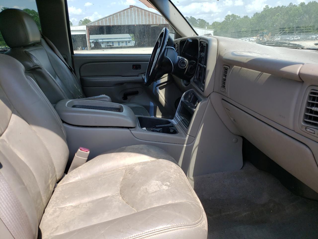 Photo 5 from auction – 2004 CHEVROLET SILVERADO with VIN 2GCEK19T241280999