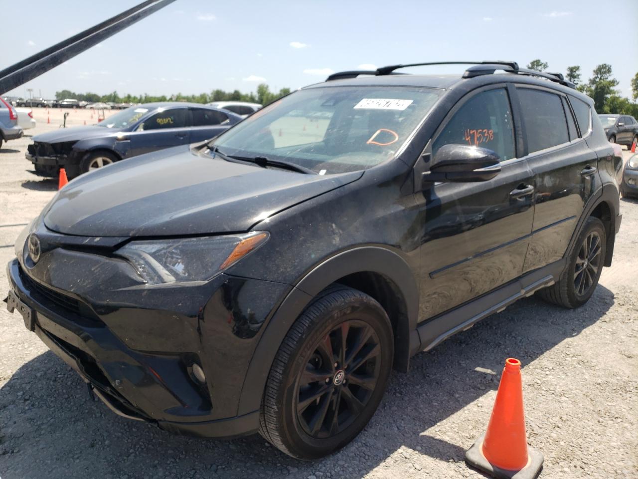Photo 2 from auction – 2018 TOYOTA RAV4 ADVEN with VIN 2T3RFREV8JW760978